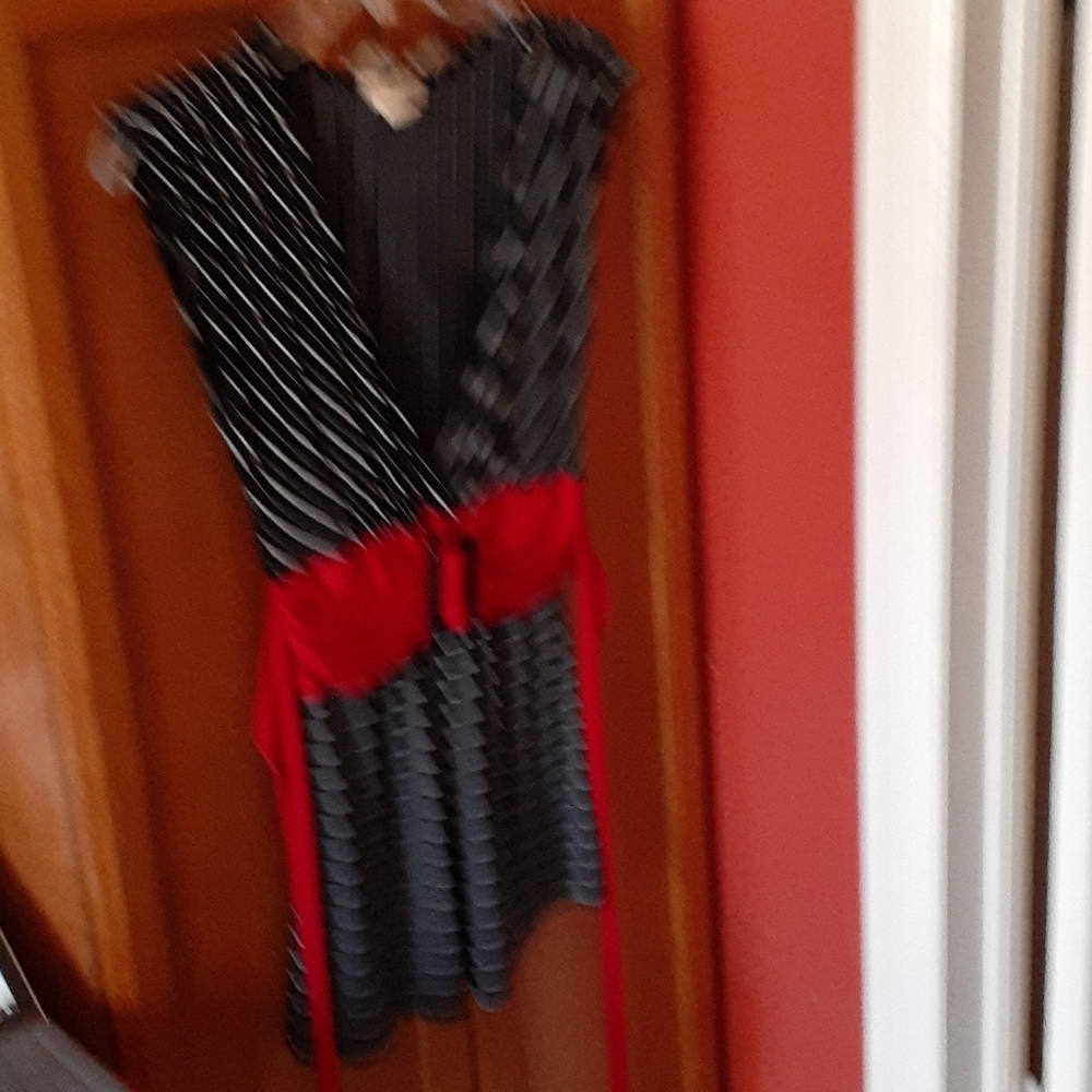 Blouse - Picture 2 of 3